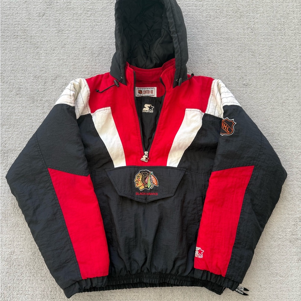 SOLD ELSEWHERE- VINTAGE RARE Starter Chicago Blackhawks NHL Center Ice - Mens XL